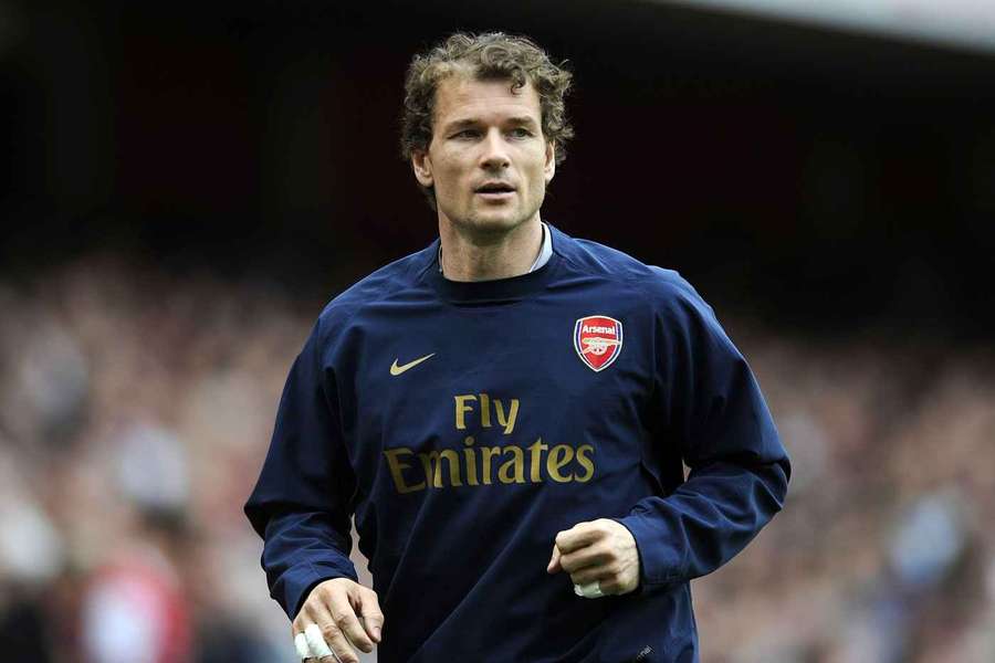 Lehmann hat während seiner aktiven Karriere 200 Pflichtspiele für Arsenal bestritten