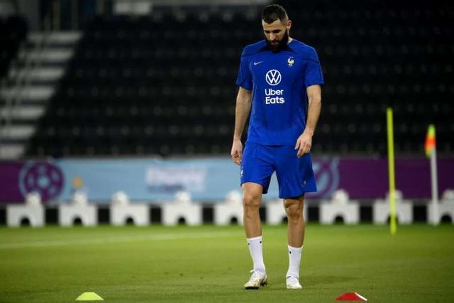 Benzema lesionou-se no dia anterior ao arranque do Mundial