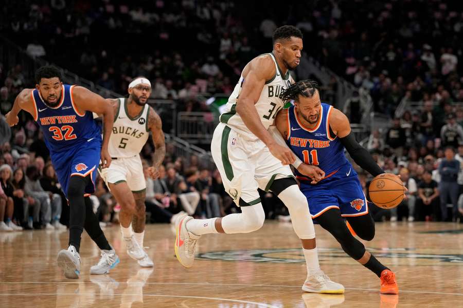 Giannis Antetokounmpo anotó 37 puntos  Giannis Antetokounmpo anotó 37 puntos