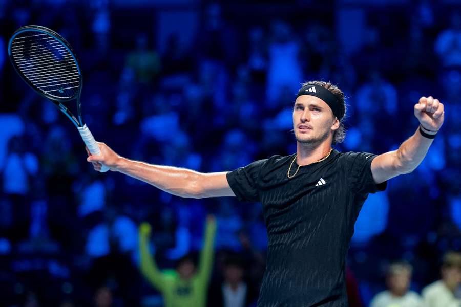 Alexander Zverev hat sich im Duell mit Jacob Fearnley in die zweite Runde von Wien gekämpft.