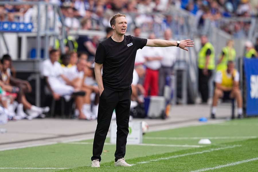 Ex-Ried-Coach Maximilian Senft steht nun beim Karlsruher SC an der Seitenlinie.