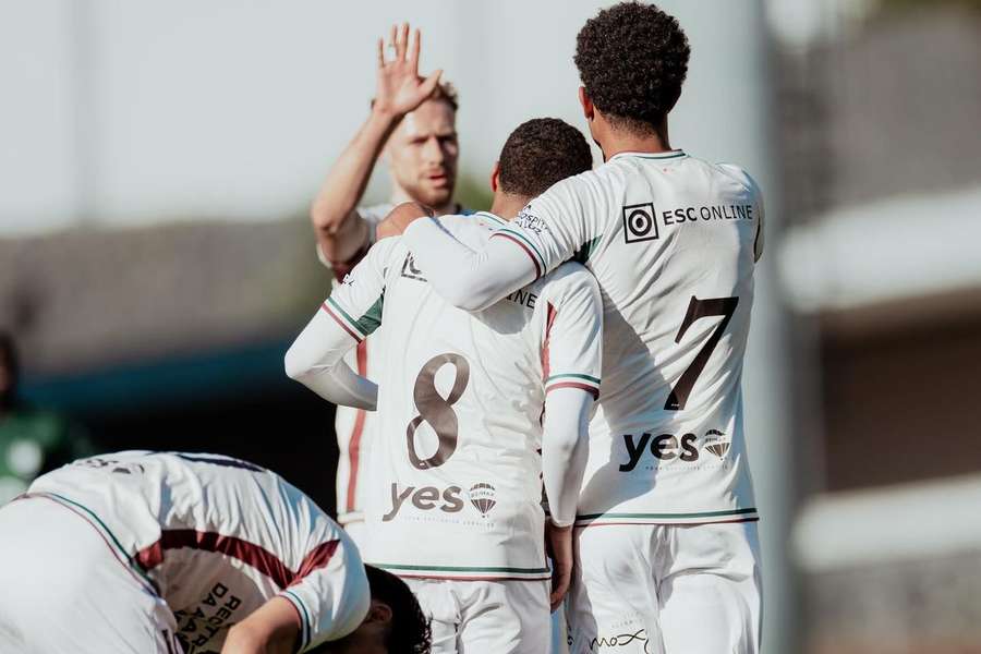 Estrela da Amadora defrontou o Wolfsburgo em Oeiras