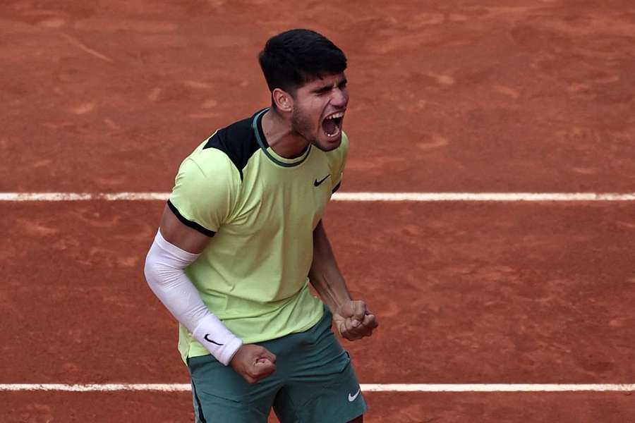 Carlos Alcaraz s'est imposé sur un fil face à Struff. 