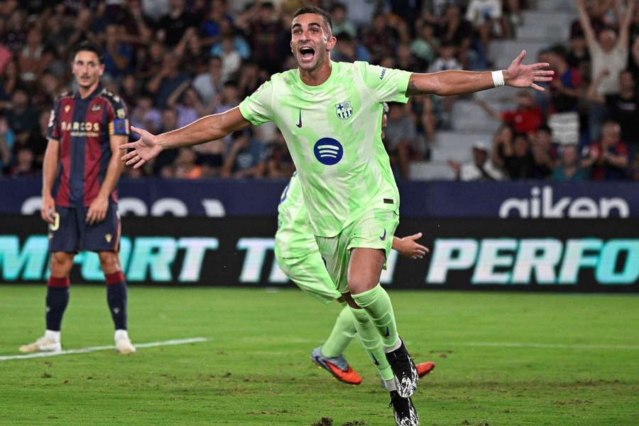 Barcelona's Spanish forward Ferran Torres celebrates scoring his team's second goal against Levante