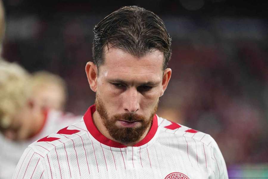 Pierre-Emile Højbjerg has apologized to Brian Riemer following comments he made in the of the 3-2 defeat against Norway Pierre-Emile Højbjerg has apologized to Brian Riemer following comments he made in the of the 3-2 defeat against Norway