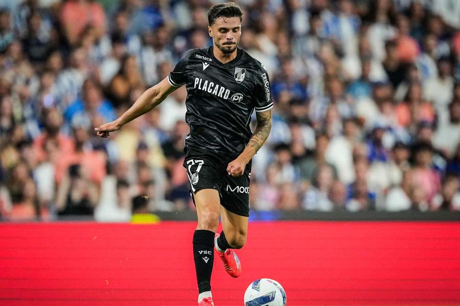 Nuno Santos vai render um milhão de euros ao Vitória SC