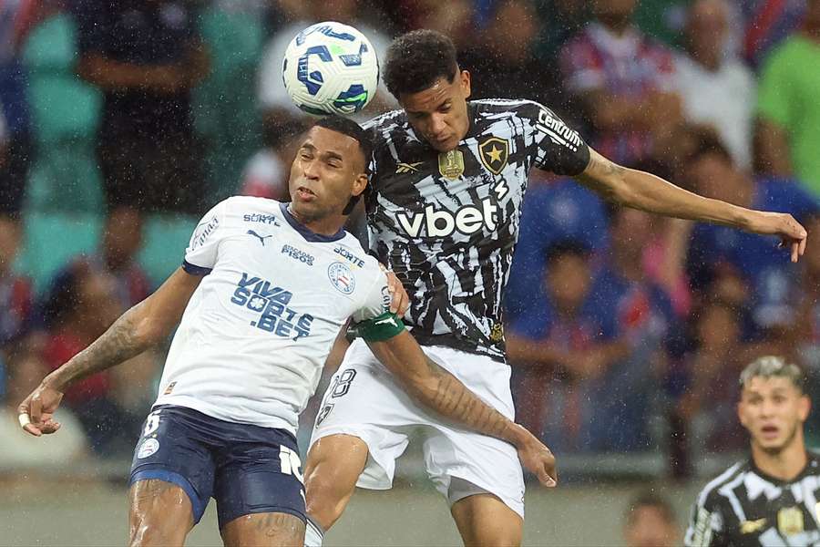 Botafogo e Bahia fazem duelo do G6