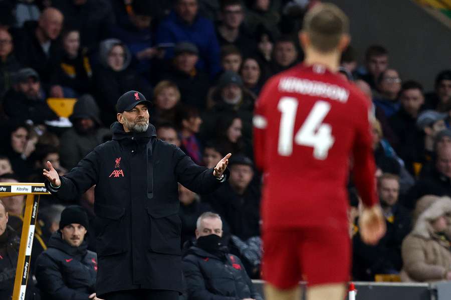 Jurgen Klopp reacts during Liverpool's match against Wolves