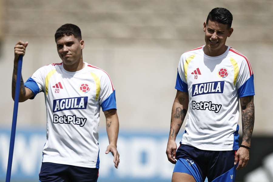 James y Juanfer Quintero en un entrenamiento James y Juanfer Quintero en un entrenamiento