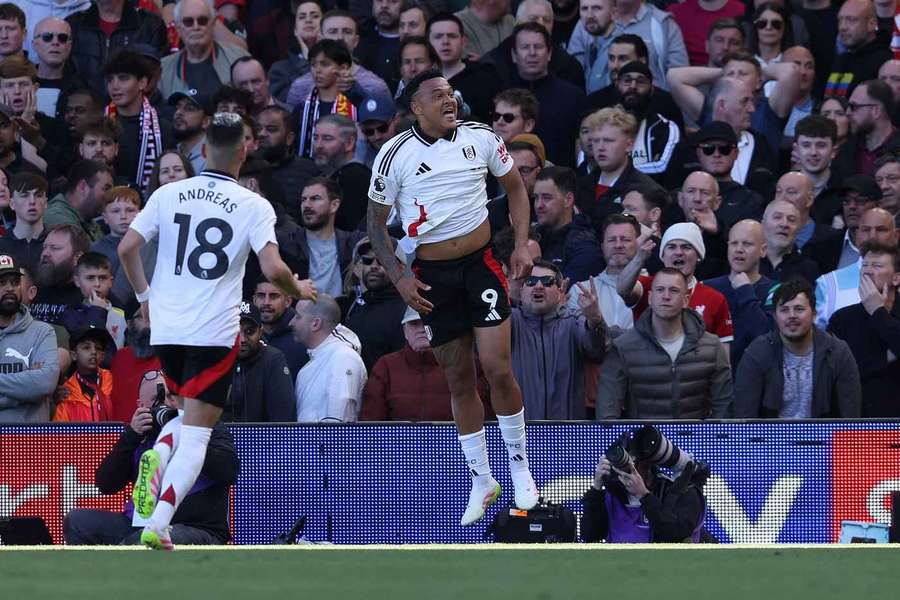 Rodrigo Muniz fez belo gol na vitória do Fulham sobre o Liverpool Rodrigo Muniz fez belo gol na vitória do Fulham sobre o Liverpool