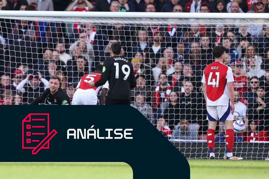 Jarrod Bowen marca o golo da vitória frente ao Arsenal no Emirates Stadium