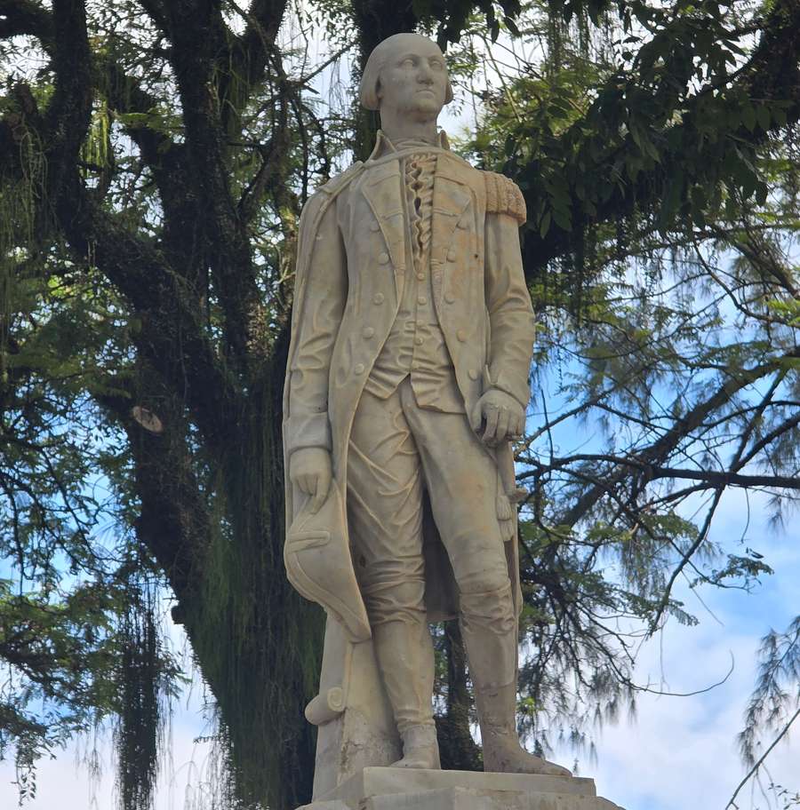 Monumento da praça Lord Cochrane Monumento da praça Lord Cochrane