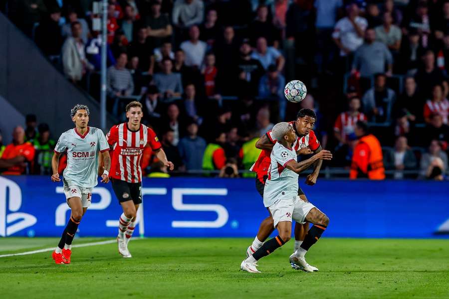 Šachtar remizoval s PSV.