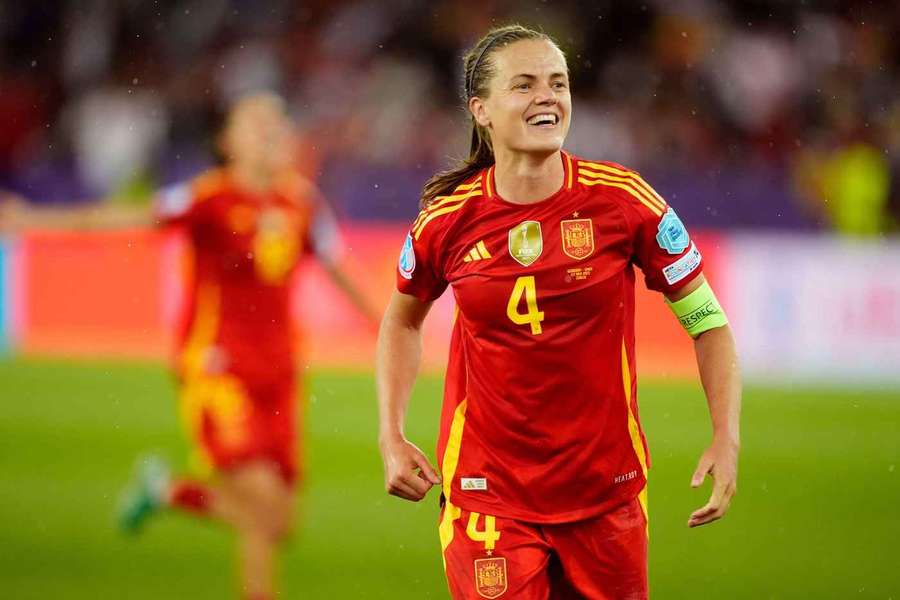Irene Paredes hat die Spanierinnen als Kapitänin ins EM-Finale geführt.