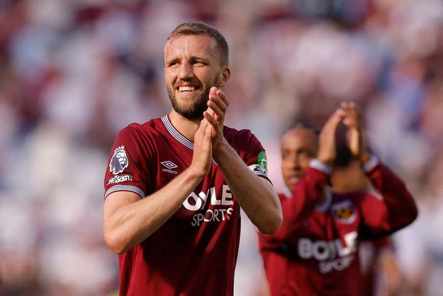 Fenomenální Souček je mezi ikonami. Chválil jej i trenér soupeře, fanoušci pro něj chtějí sochu