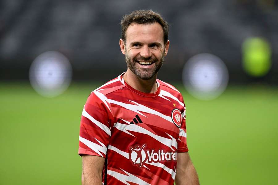 Juan Mata seguirá en Australia