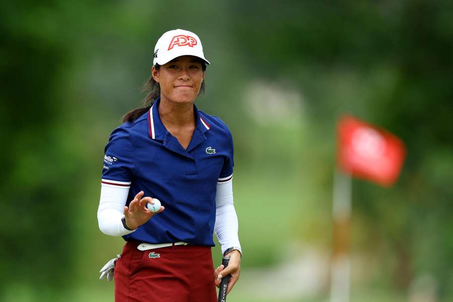 Boutier delivers putting show for second-round Singapore lead ...