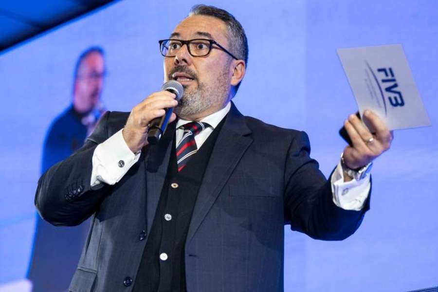 brasileiro Fábio Azevedo eleito por unanimidade