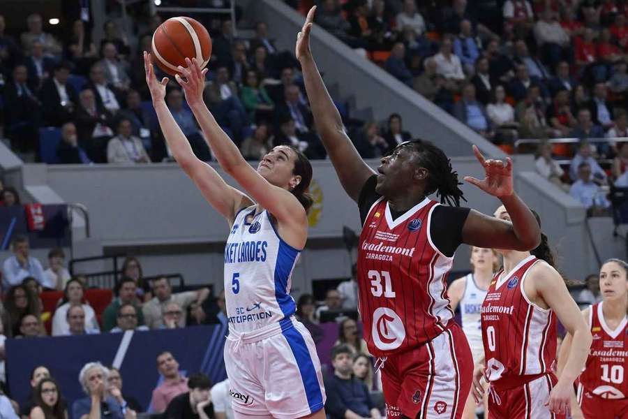 Basket Landes s'arrête là.