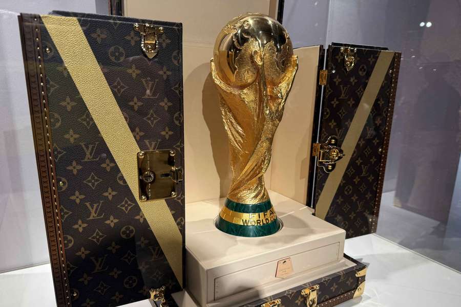 Okrem trofeje čakajú na víťazov aj prstene.