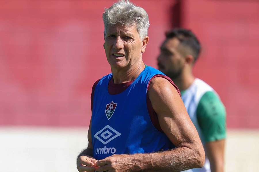 Renato foi recomendado a não viajar à Bolívia Renato foi recomendado a não viajar à Bolívia