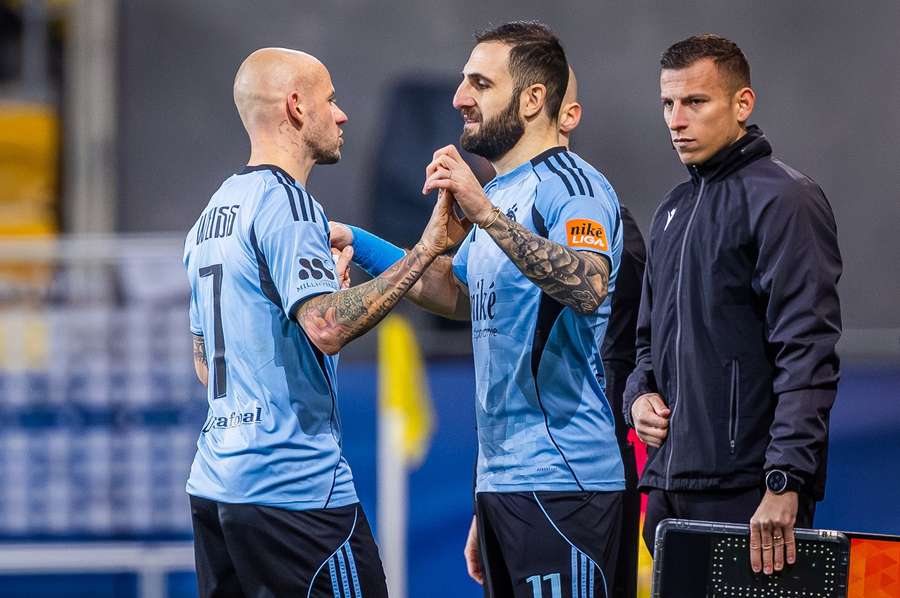 Belasí chcú na domácom štadióne získať všetky tri body.