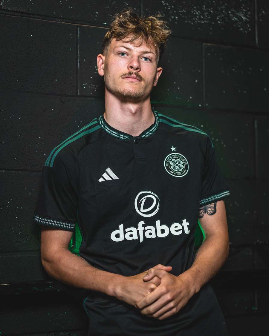 Il nuovo away kit degli scozzesi