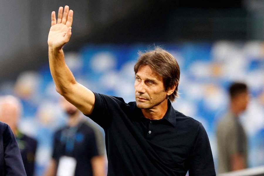 Antonio Conte, treinador do Nápoles