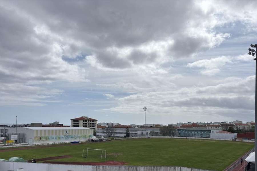 IL/Açores questionou o Governo Regional sobre a eventual concessão do campo do Complexo Desportivo do Lajedo