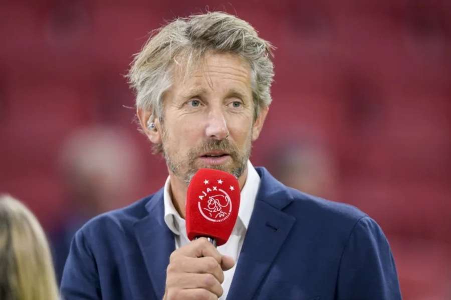 Edwin van der Sar foi responsabilizado pelos torcedores pela pior temporada do Ajax em 14 anos