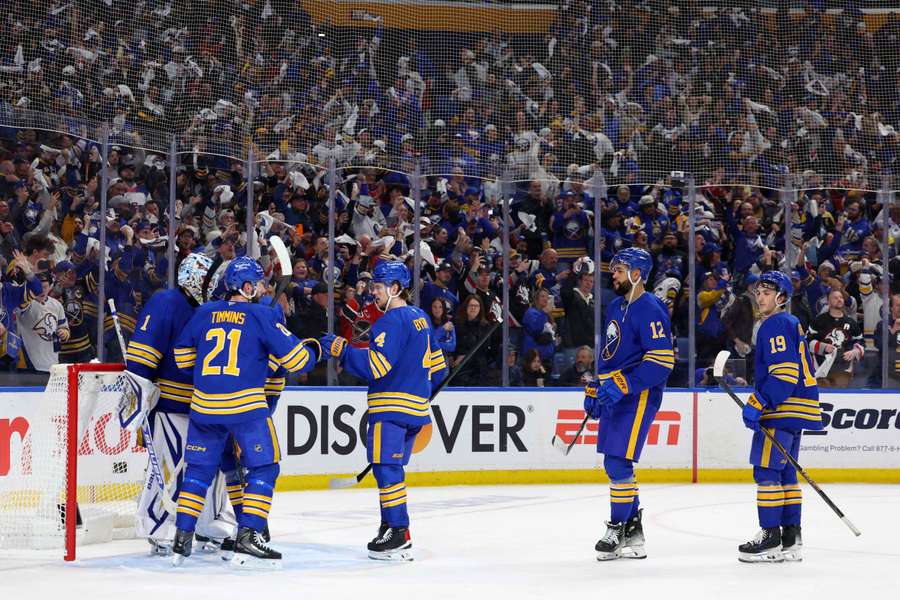 Sabres wygrali mecz w play-offs NHL pierwszy raz od 15 lat