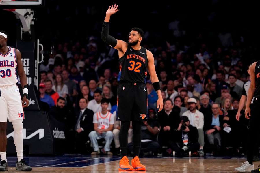 Knicks' Karl Anthony-Towns reacts during Game 2 against 76ers