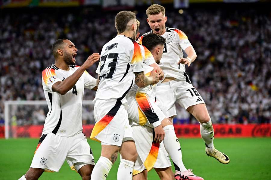 Duitsland heeft zeer overtuigend gewonnen van Schotland
