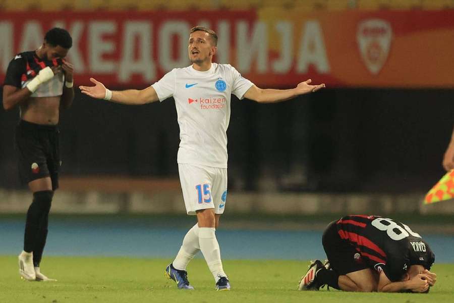 Primul gol pentru Ștefănescu la Konyaspor! Victorie dramatică în Cupa Turciei, cu doi eliminați Primul gol pentru Ștefănescu la Konyaspor! Victorie dramatică în Cupa Turciei, cu doi eliminați