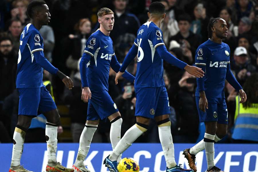 Antes de embarcar para o Mundial de Clubes, Manchester City tropeça em casa  com o Crystal Palace pela Premier League