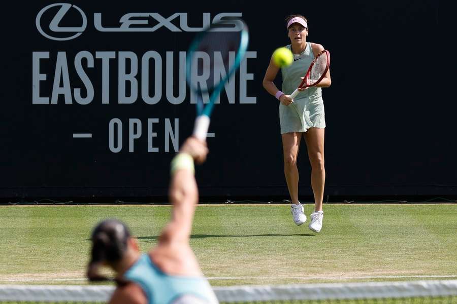 Tenis Flash: Walka o finały na trawie i przygotowania do Wimbledonu. Polki walczą w Gdańsku