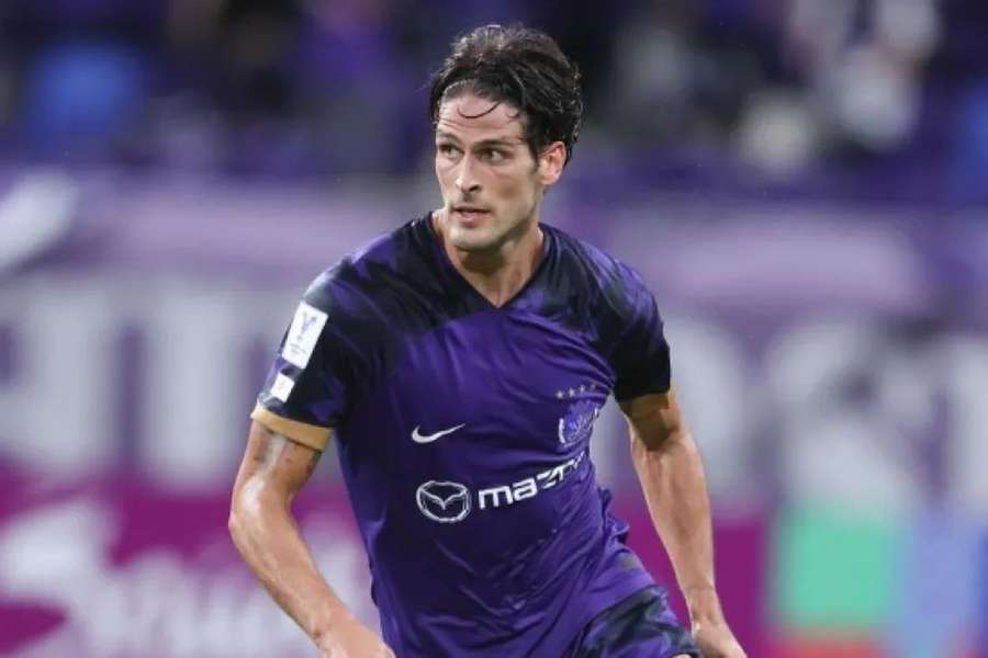 Gonçalo Paciência tem 4 golos em 13 jogos pelo Sanfreece Hiroshima