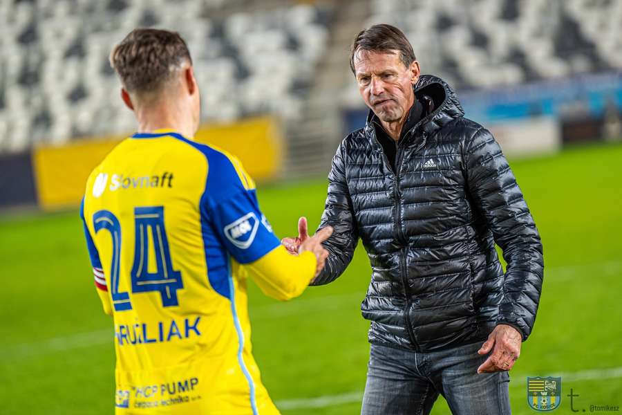 Straka nemá rád zápasy bez emócií. Straka nemá rád zápasy bez emócií.