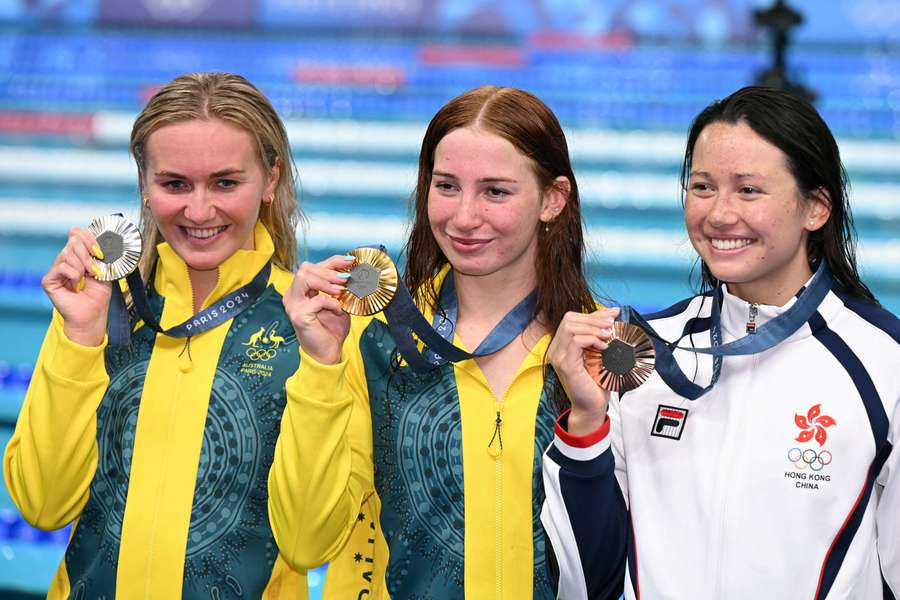 Le podium du 200m nage libre féminin