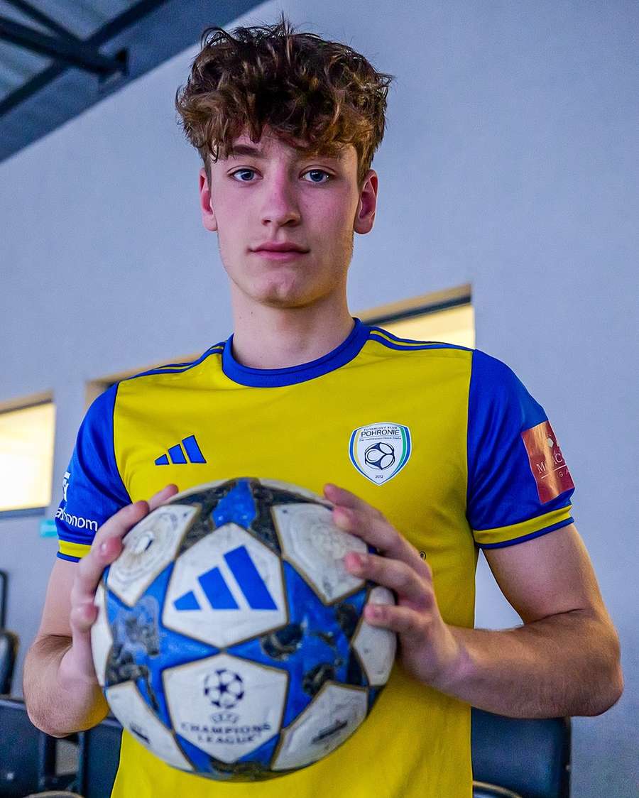 Lérint bude hrávať za Pohronie.