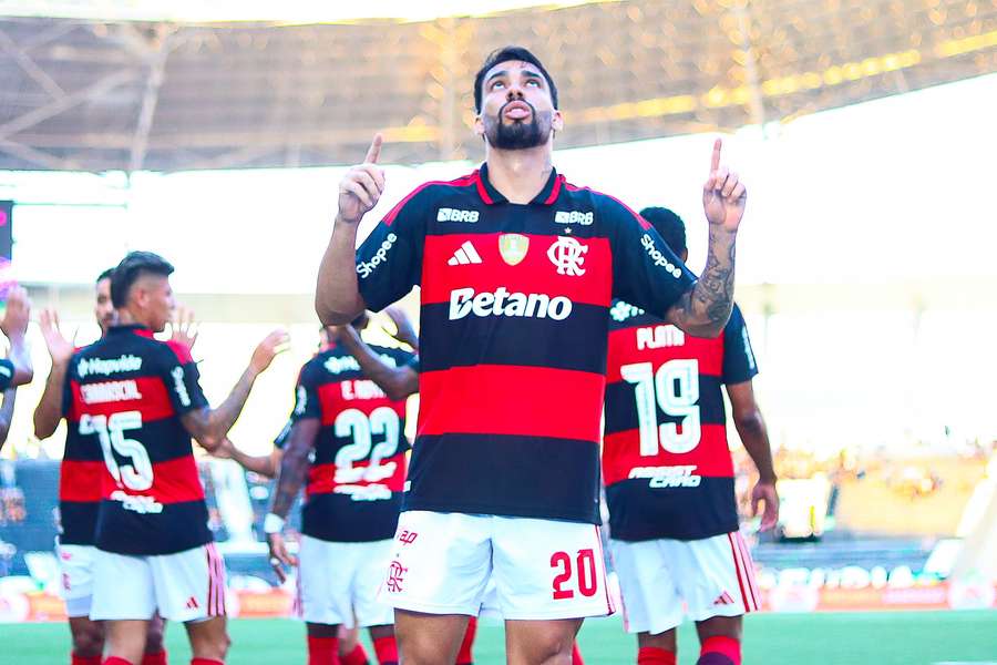 Paquetá abriu o marcador aos 19 minutos