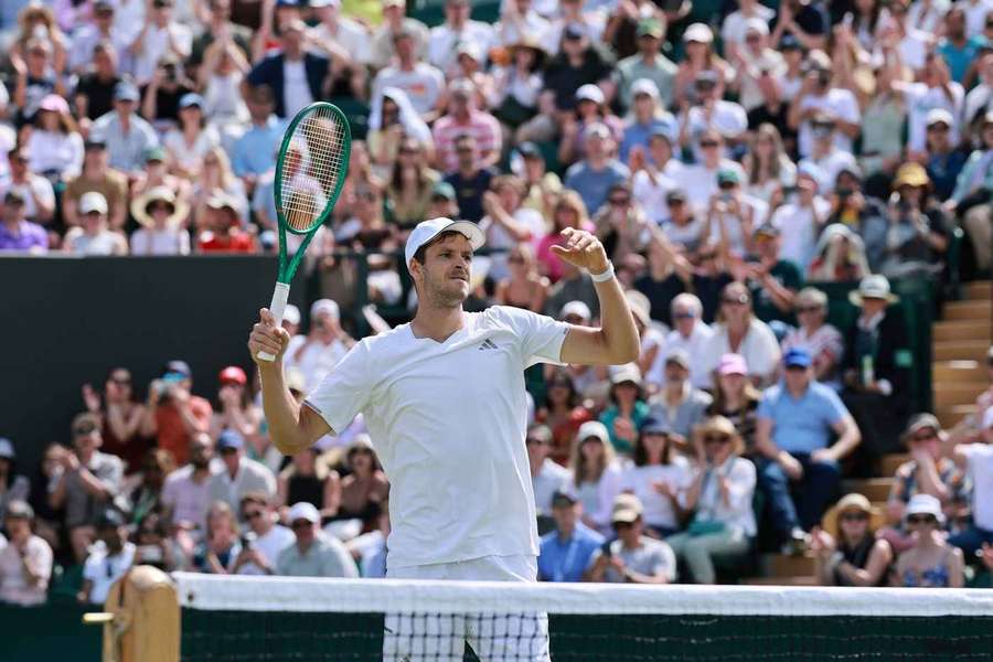 Hubert Hurkacz i polscy debliści zagrają w środę na kortach Wimbledonu Hubert Hurkacz i polscy debliści zagrają w środę na kortach Wimbledonu