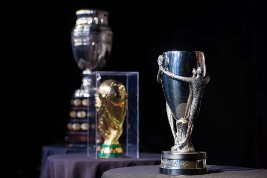 Trofeum Finalissimy Trofeum Finalissimy