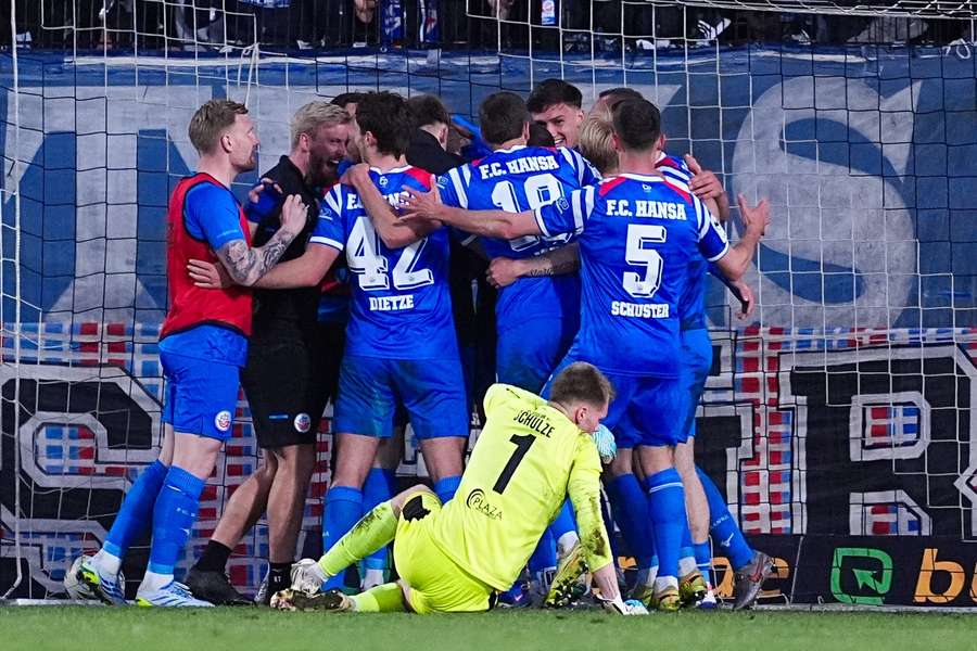 3. Liga: Sieg im Verfolgerduell – Rostock bleibt an den Aufstiegsrängen dran