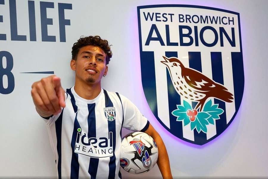 Jeremy Sarmiento apresentado no West Bromwich