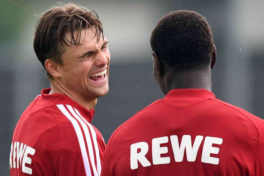 Joel Schmied (l.) im Kölner Trainingslager an der Seite von Ragnar Ache