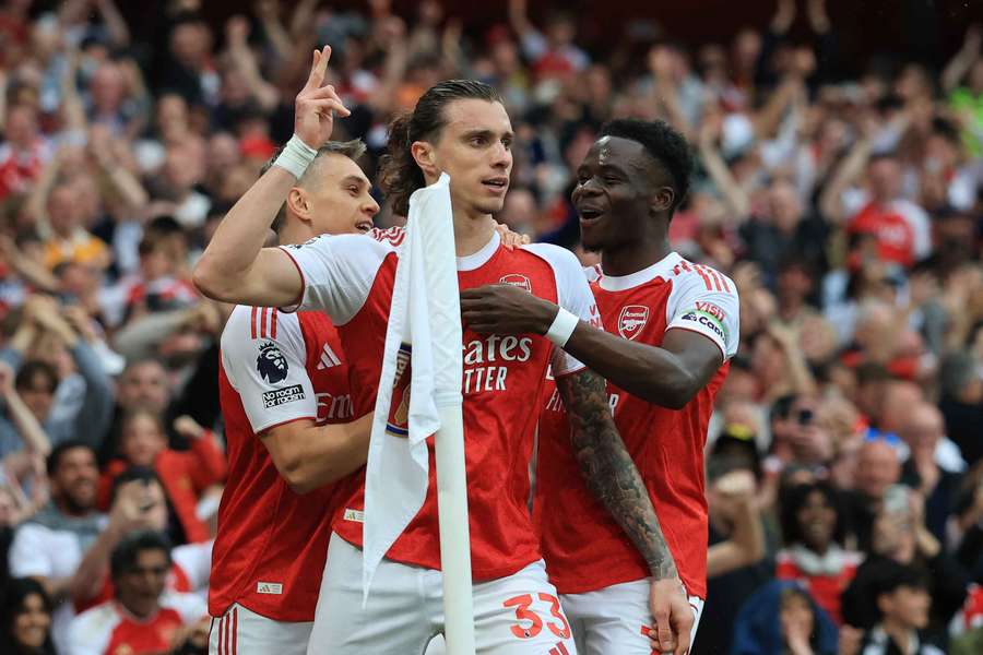 Arsenal sagrou-se campeão, 22 anos depois Arsenal sagrou-se campeão, 22 anos depois