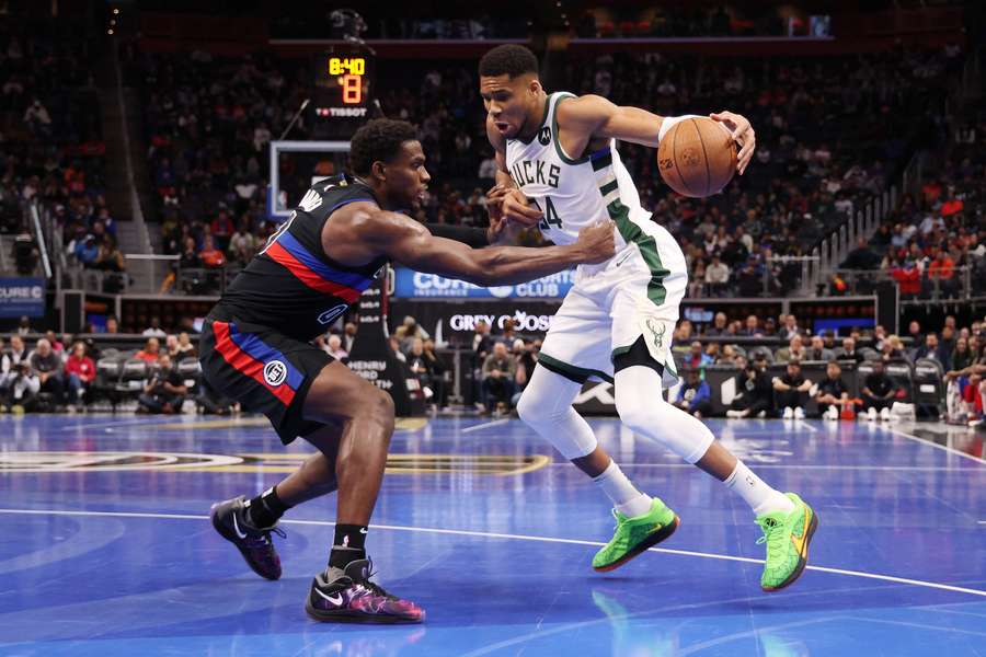 Antetokounmpo lidera a Milwaukee.