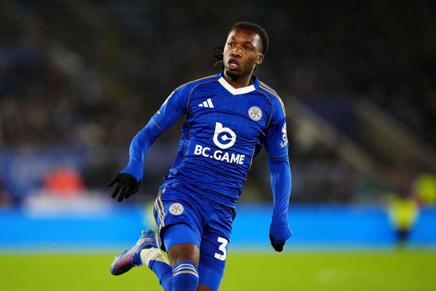 Wycombe sign ex-Leicester City forward Thomas as free agent Wycombe sign ex-Leicester City forward Thomas as free agent