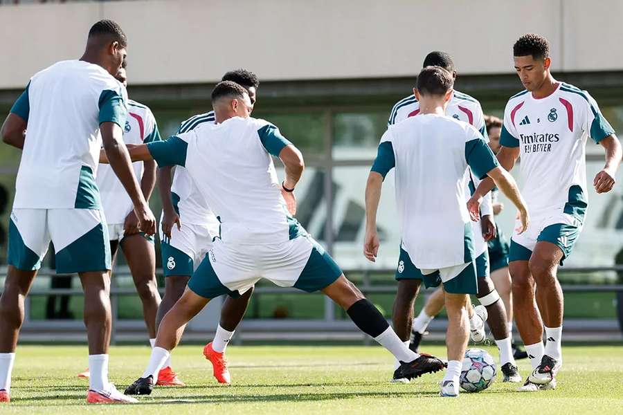 Buen ambiente en el Real Madrid antes de jugar contra el Inter Buen ambiente en el Real Madrid antes de jugar contra el Inter